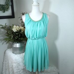 MINT PLEATED DRESS SZ.S/M EUC